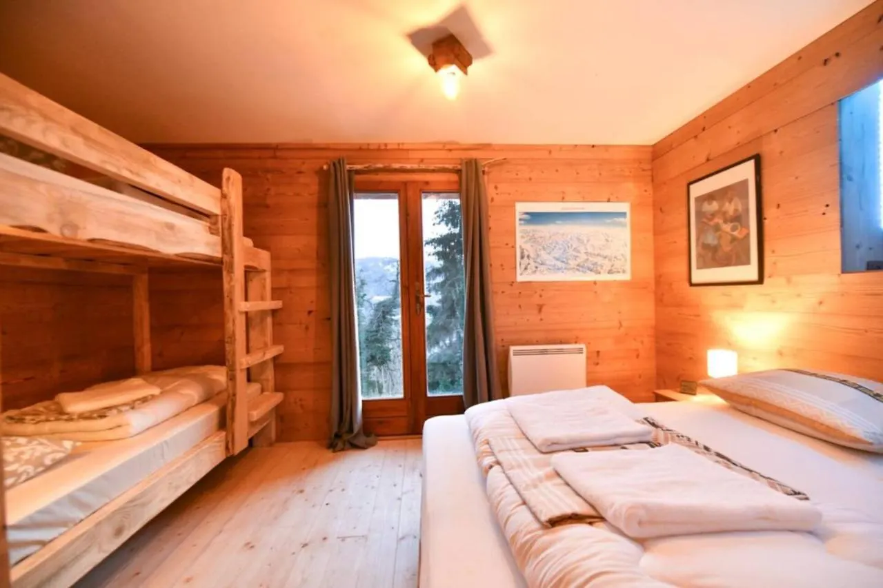 Chalet Plein Sud 1000 Villa Verchaix 0*,  France